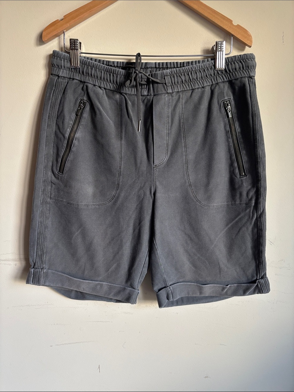 Athleta Women's Gray Drawstring Casual Shorts